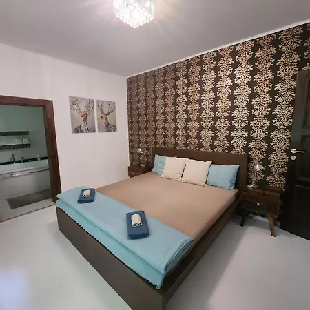 Apartman Julie Loket Exterior photo